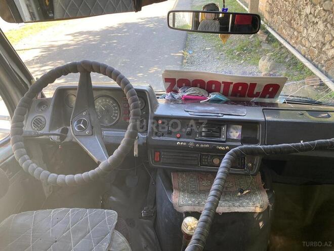 Mercedes 208 D 1990, 370,000 km - 2.3 l - Balakən