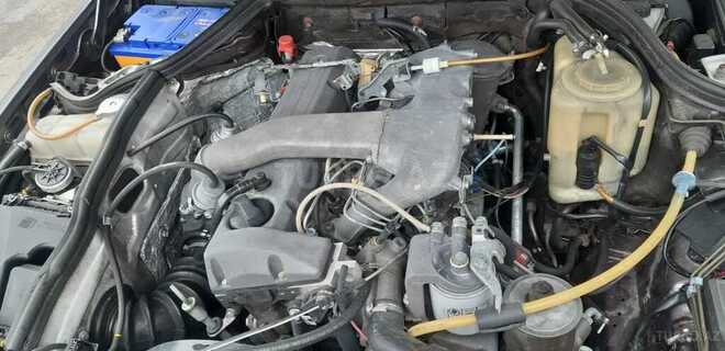 Mercedes E 250 1993, 708,476 km - 2.5 l - Bakı