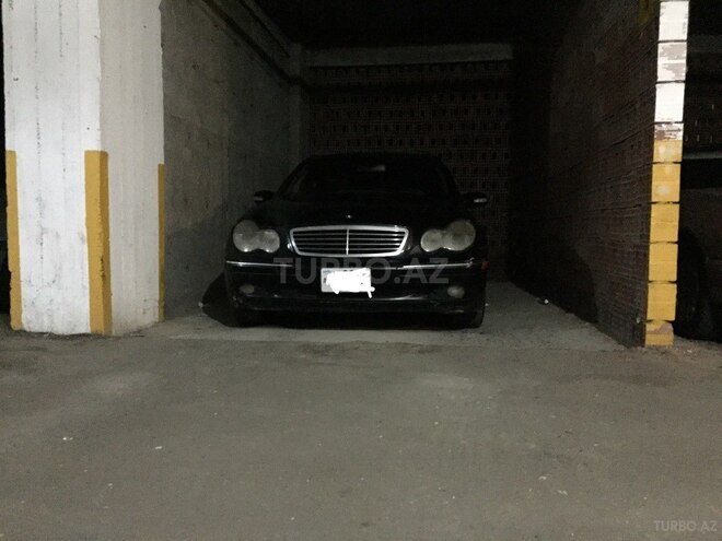 Mercedes C 240 2001, 196,000 km - 2.4 l - Bakı