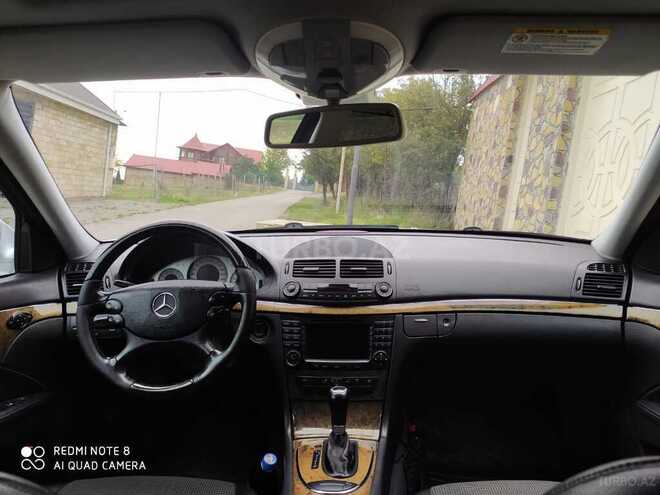Mercedes E 220 2005, 309,000 km - 2.2 l - Gəncə