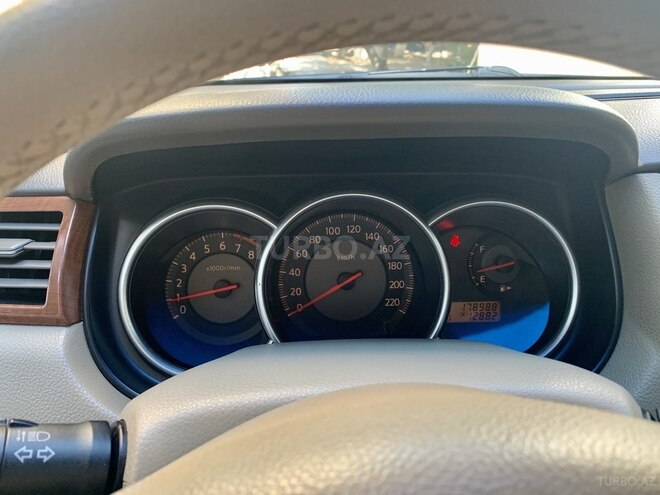 Nissan Tiida 2008, 178,000 km - 1.8 l - Bakı