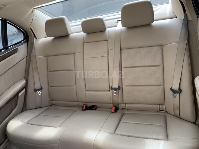 Mercedes E 350 2010, 189,500 km - 3.5 l - Bakı