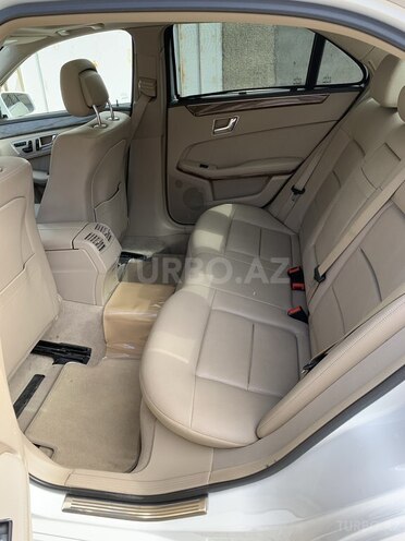 Mercedes E 350 2010, 189,500 km - 3.5 l - Bakı