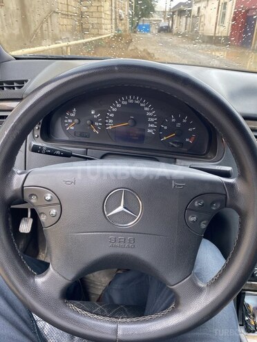 Mercedes E 320 2000, 395,000 km - 3.2 l - Bakı