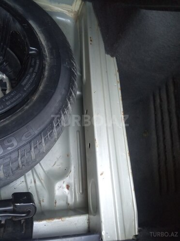 Mercedes E 240 1998, 274,000 km - 2.4 l - Mingəçevir