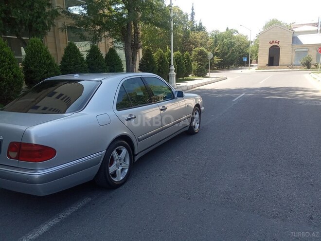 Mercedes E 240 1998, 274,000 km - 2.4 l - Mingəçevir