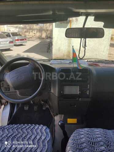 Toyota HiAce 2002, 200,000 km - 2.5 l - Bakı