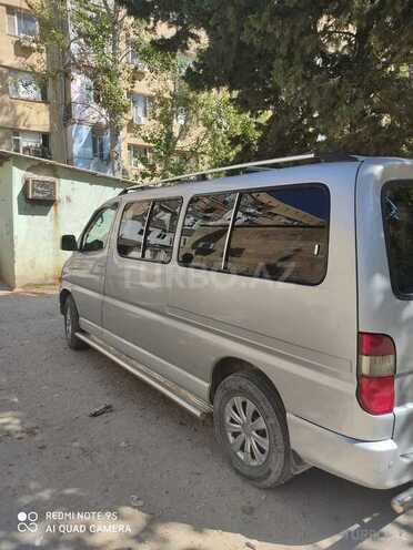 Toyota HiAce 2002, 200,000 km - 2.5 l - Bakı