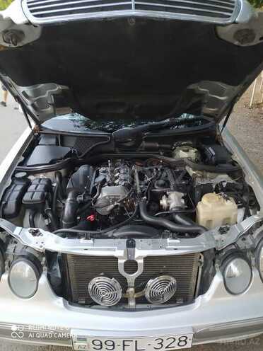 Mercedes E 220 2001, 454,042 km - 2.2 l - Lənkəran