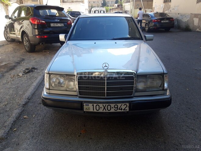 Mercedes E 200 1992, 199,900 km - 2.0 l - Bakı