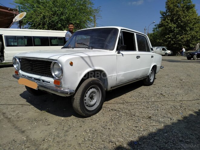 LADA (VAZ) 21011 1984, 250,000 km - 1.6 l - Mingəçevir
