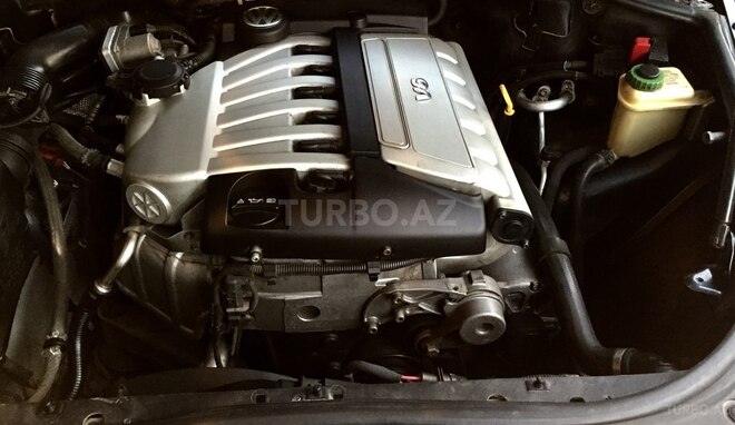 Volkswagen Touareg 2005, 220,000 km - 3.2 l - Bakı