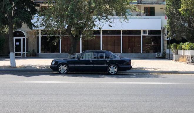 Mercedes E 200 1993, 315,426 km - 2.0 l - Sumqayıt