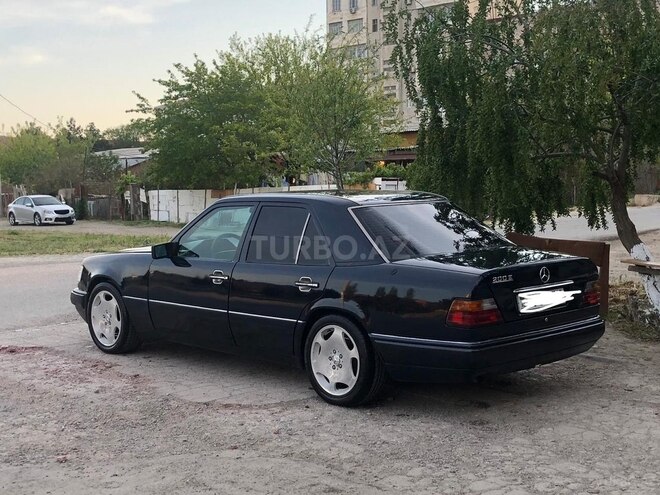 Mercedes E 200 1993, 315,426 km - 2.0 l - Sumqayıt