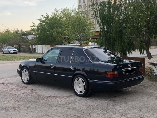 Mercedes E 200 1993, 315,426 km - 2.0 l - Sumqayıt