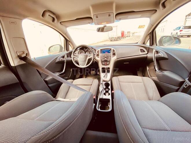 Opel Astra 2012, 223,210 km - 2.0 l - Bakı