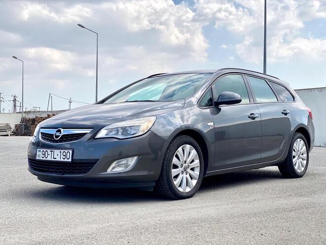 Opel Astra 2012, 223,210 km - 2.0 l - Bakı