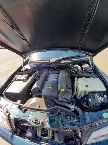 Mercedes C 240 1998, 298,000 km - 2.4 l - Gəncə