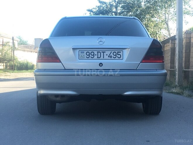 Mercedes C 220 1998, 462,346 km - 2.2 l - Sabirabad