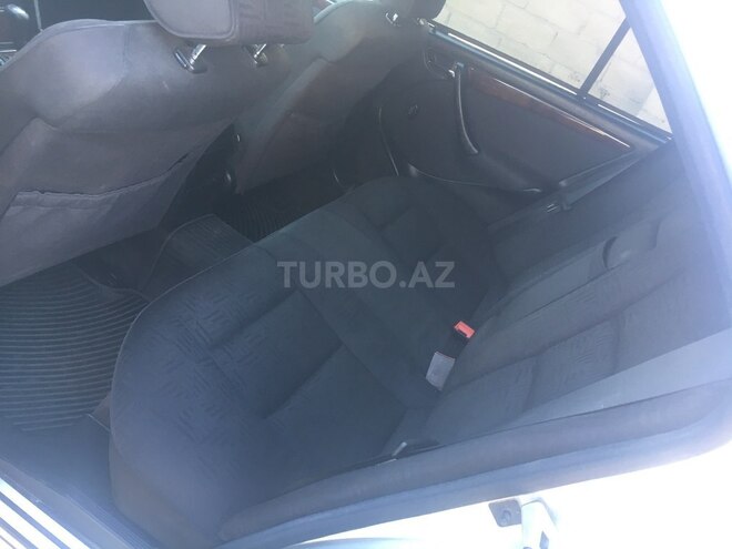 Mercedes C 220 1998, 462,346 km - 2.2 l - Sabirabad