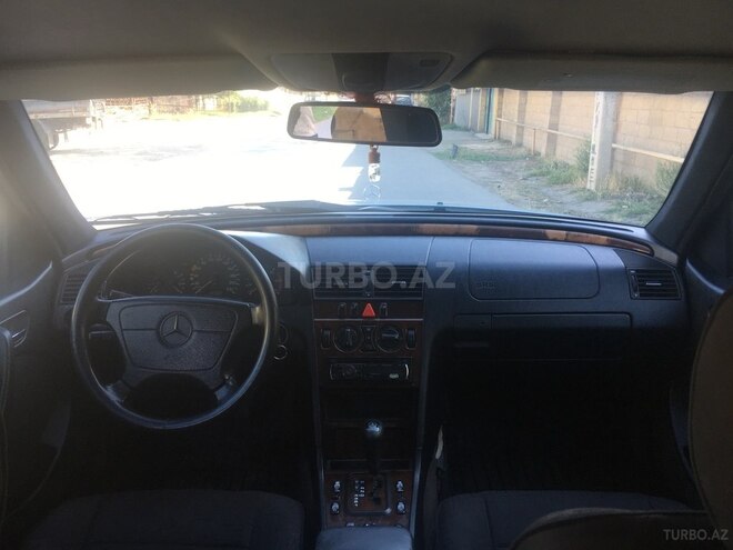 Mercedes C 220 1998, 462,346 km - 2.2 l - Sabirabad