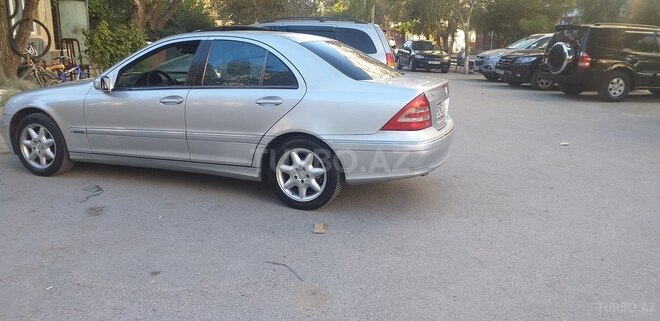 Mercedes C 240 2000, 287,000 km - 2.6 l - Sumqayıt