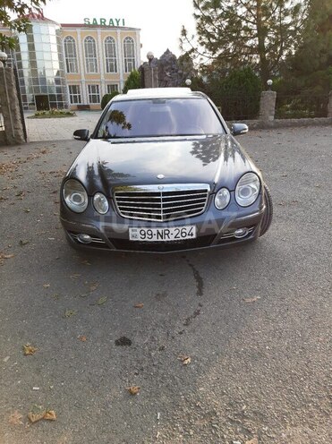 Mercedes E 350 2006, 298,000 km - 3.5 л - Naftalan