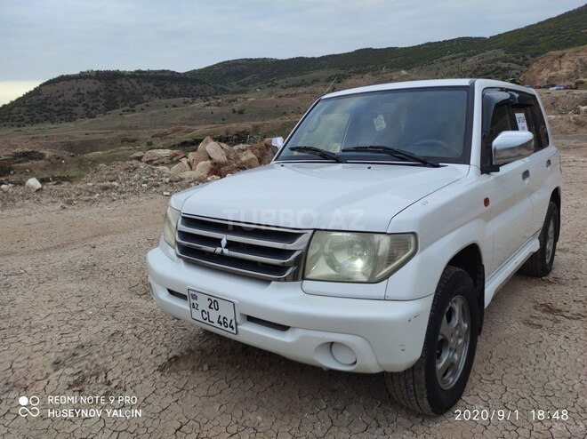 Mitsubishi Pajero io 2001, 145,000 km - 2.0 л - Qazax