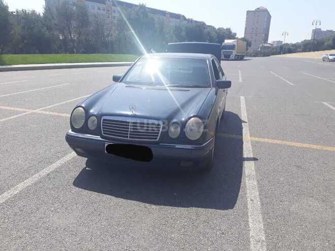 Mercedes E 230 1997, 291,000 km - 2.3 l - Bakı