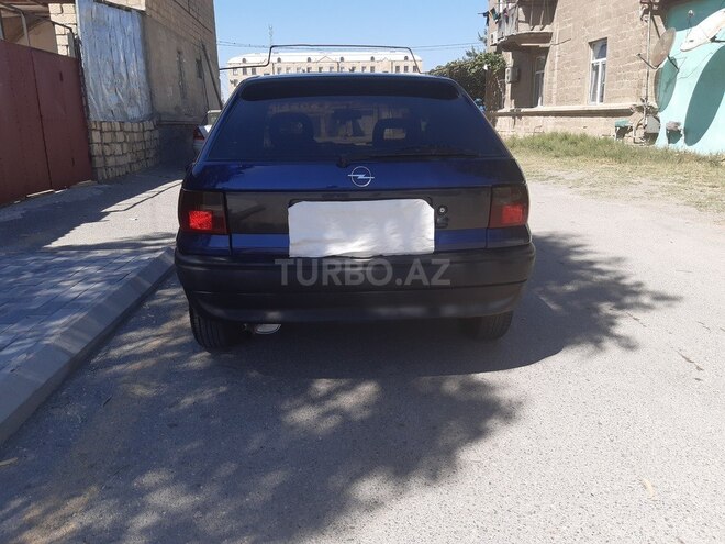 Opel Astra 1995, 311,000 km - 1.6 l - Sumqayıt