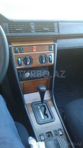 Mercedes E 200 1993, 400,000 km - 2.0 л - Bakı