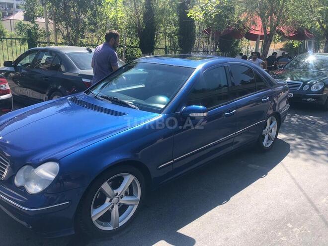Mercedes C 200 2000, 257,300 km - 2.0 l - Bakı