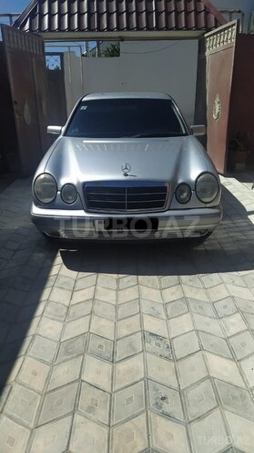 Mercedes E 200 1998, 207,000 km - 2.0 l - Bakı