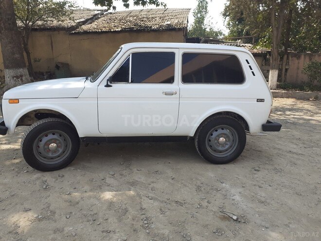 LADA (VAZ) Niva 1990, 300,000 km - 1.7 l - Qazax