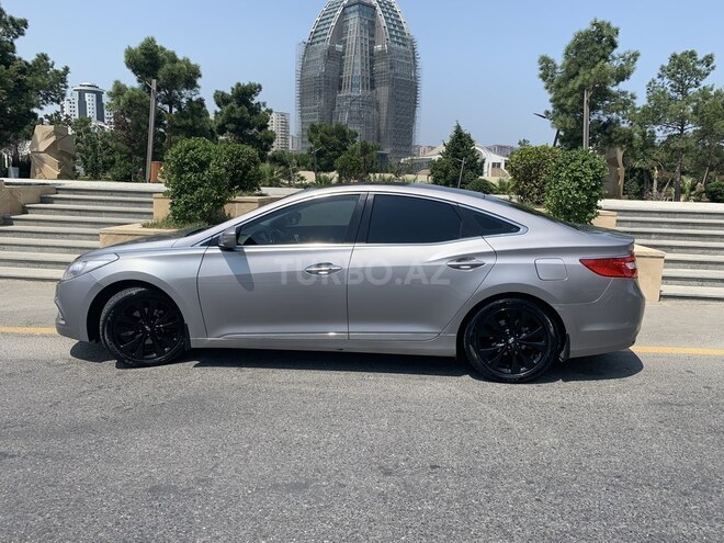 Hyundai Grandeur 2011, 197,000 km - 2.4 л - Bakı