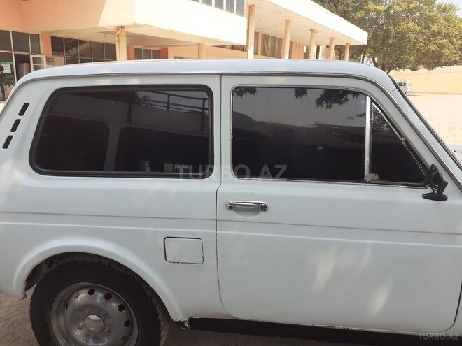 LADA (VAZ) Niva 1990, 300,000 km - 1.7 l - Qazax