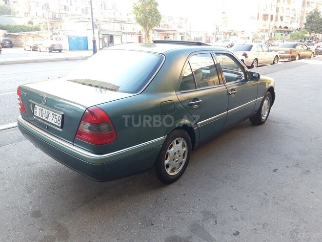 Mercedes C 220 1995, 213,000 km - 2.2 l - Bakı