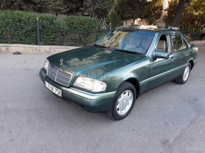 Mercedes C 220 1995, 213,000 km - 2.2 l - Bakı