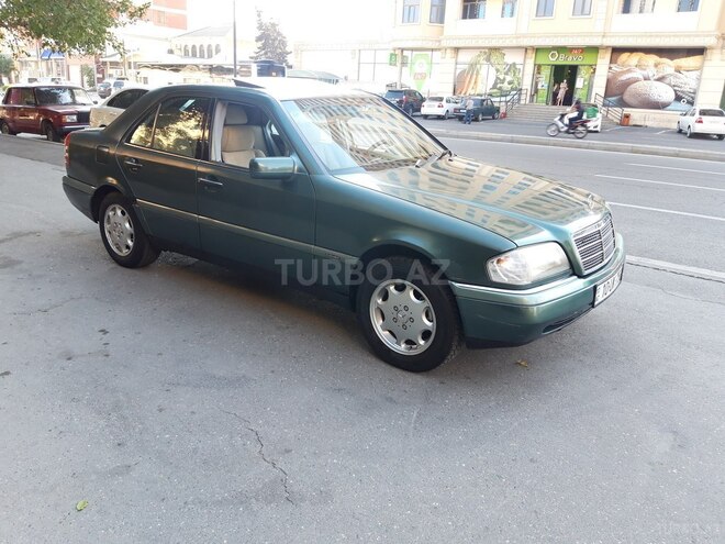 Mercedes C 220 1995, 213,000 km - 2.2 l - Bakı