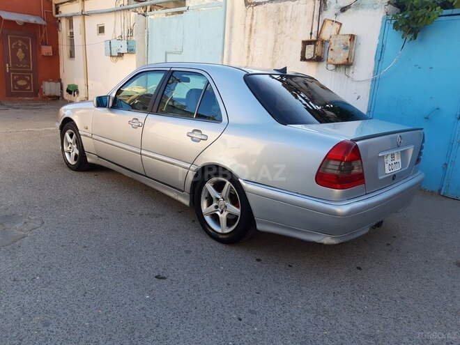 Mercedes C 230 1997, 198,000 km - 2.3 l - Bakı