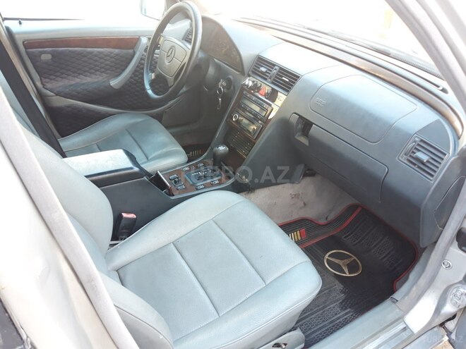 Mercedes C 230 1997, 198,000 km - 2.3 l - Bakı