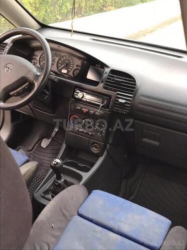 Opel Zafira 1999, 350,000 km - 1.8 л - Bakı