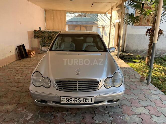 Mercedes C 240 2000, 273,000 km - 2.4 л - Zaqatala