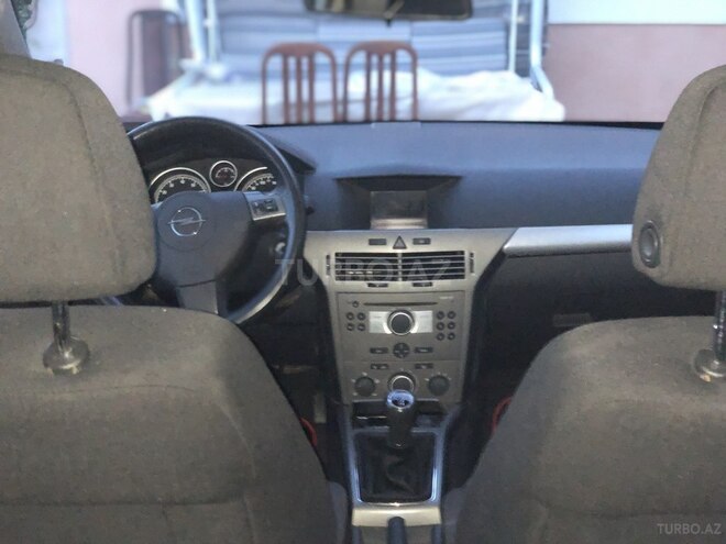 Opel Astra 2006, 192,500 km - 1.4 л - Bakı