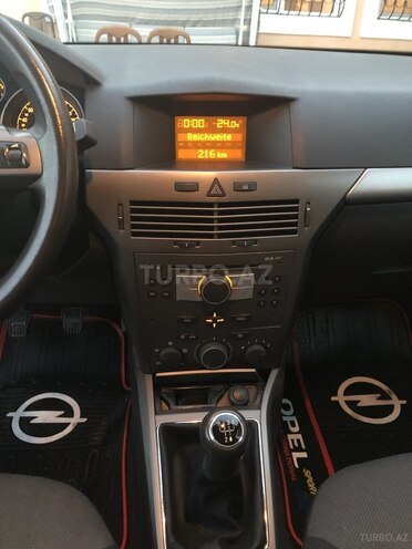 Opel Astra 2006, 192,500 km - 1.4 л - Bakı