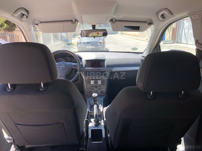 Opel Astra 2006, 198,800 km - 1.3 l - Bakı