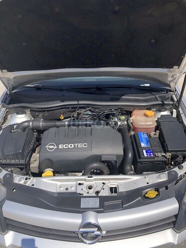 Opel Astra 2006, 198,800 km - 1.3 l - Bakı