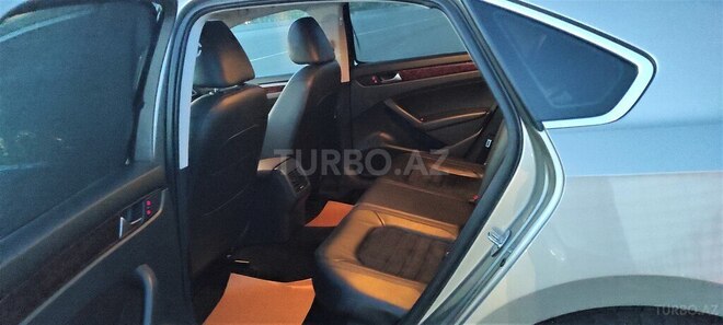 Volkswagen Passat 2014, 89,000 km - 1.8 л - Bakı