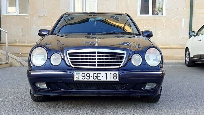 Mercedes E 220 2000, 278,000 km - 2.2 л - Bakı
