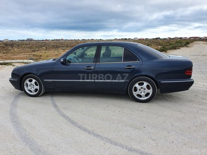 Mercedes E 220 2000, 460,000 km - 2.2 л - Bakı